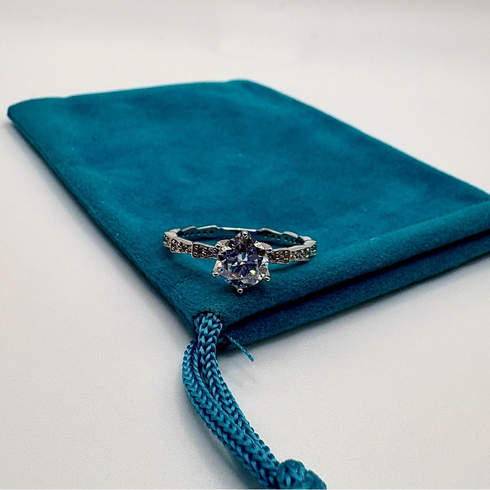 2CT Moissanite Ring | 8mm | 18K Gold Vermeil | 925 Sterling | Size 9